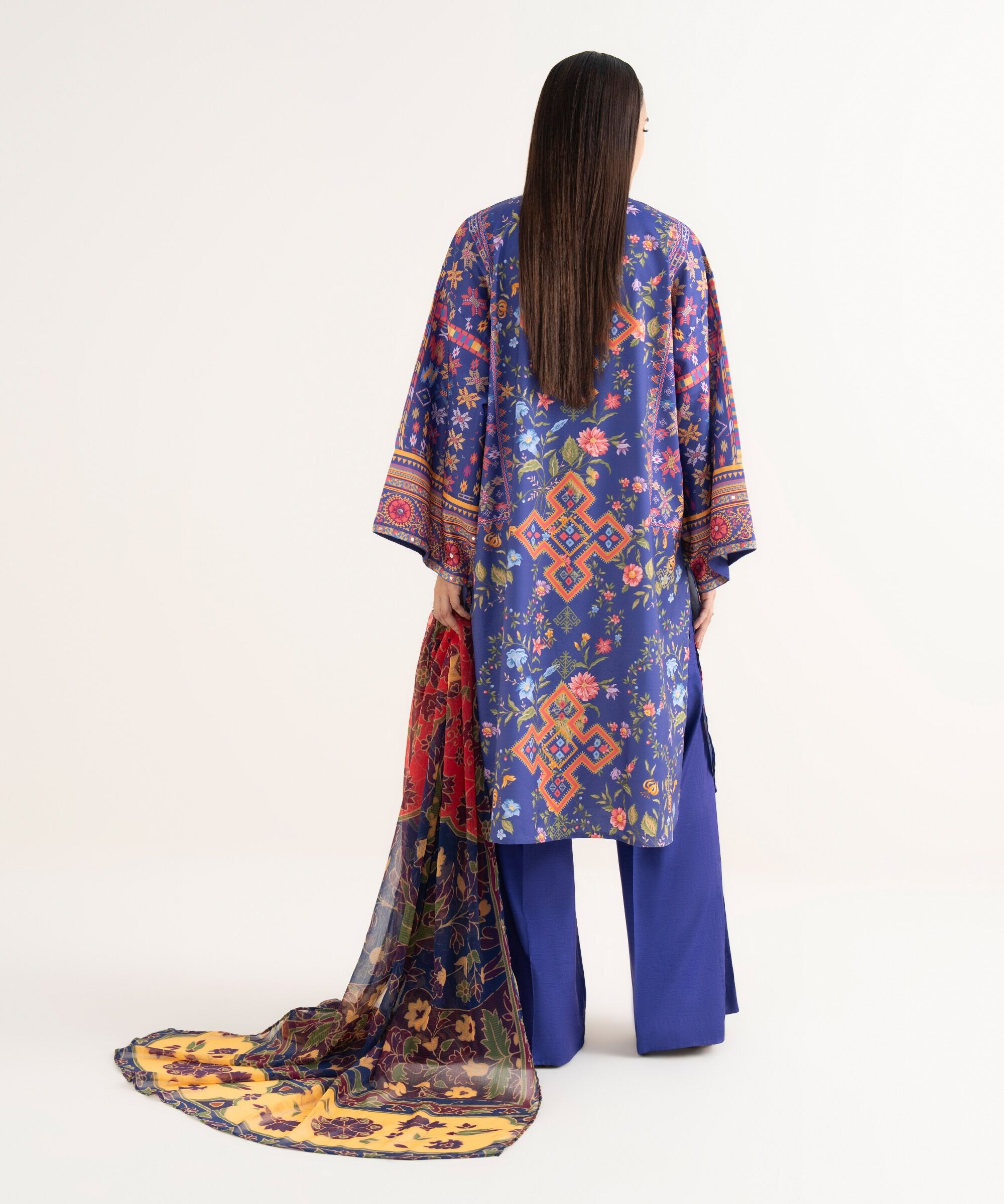 3 Piece - Printed Lawn Suit