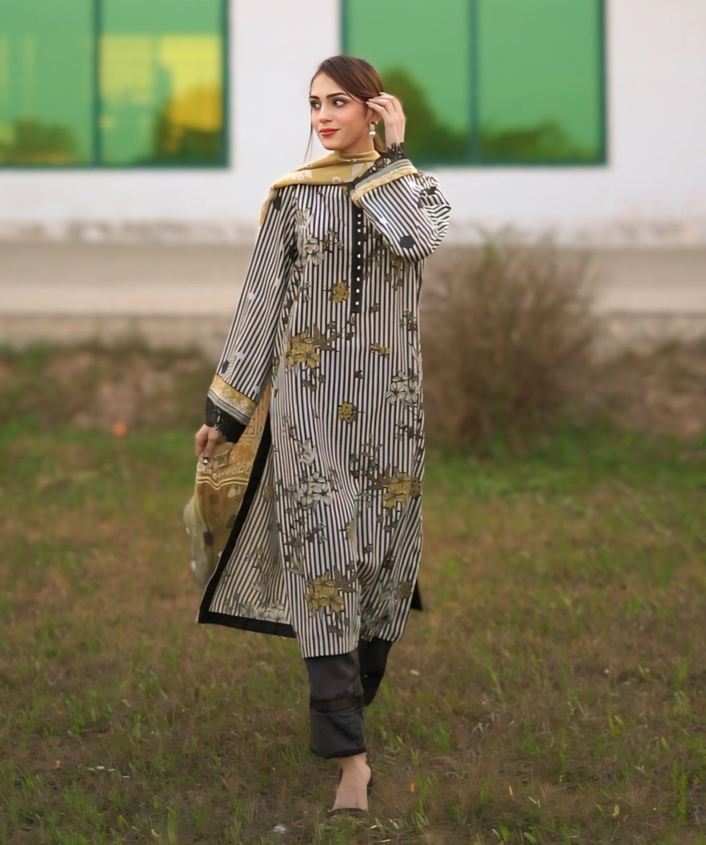 3- Piece Printed Suit (R11226)