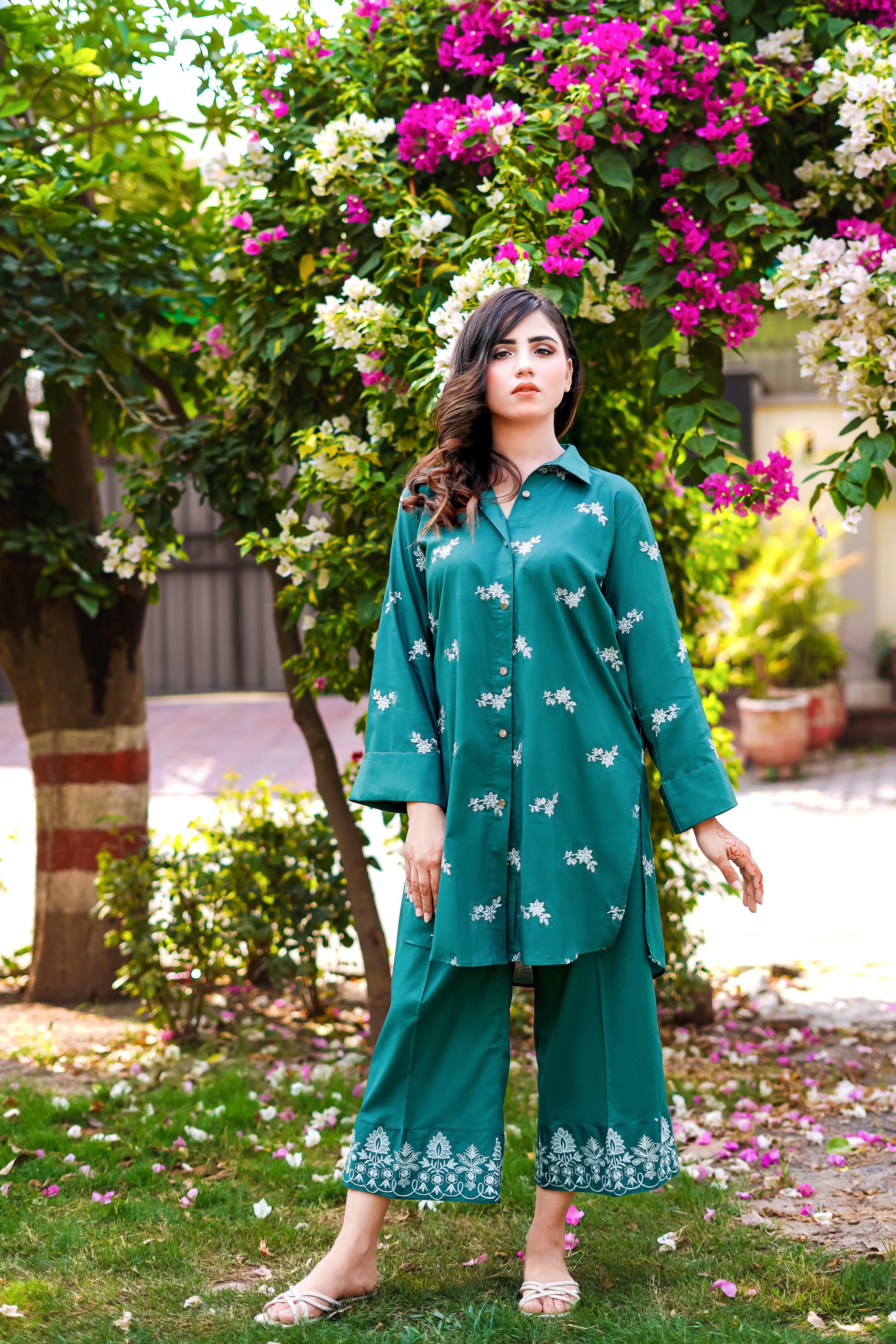 2- Piece Embroidered Suit (G11218)